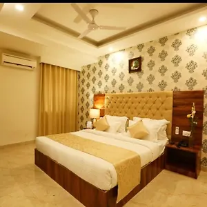 ventus-by-vegas-delhi-airport-inn.hotelsdelhi.org/